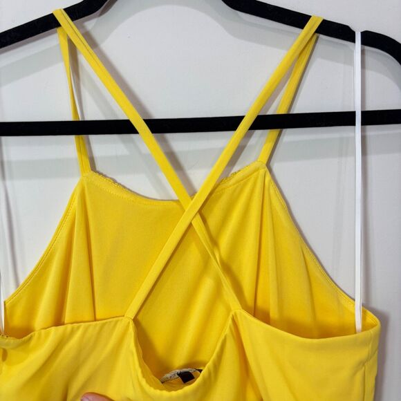 Nine West Yellow Halter Dress Size 8 Brocade Ruffles Flowy Swing Mod Retro - Picture 8 of 12